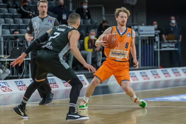 在某些比赛 在某些比赛