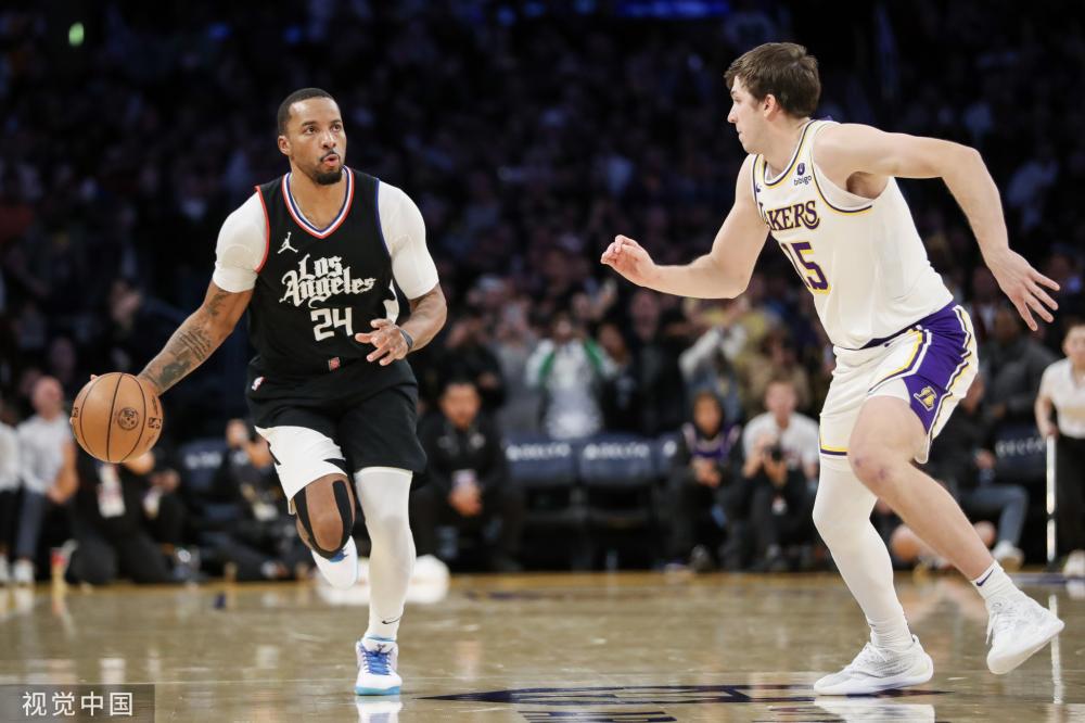 了戏剧性的 了戏剧性的