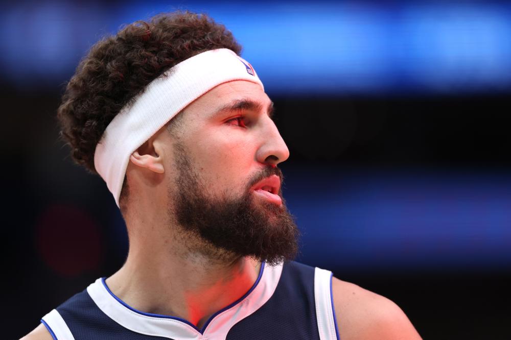 岁前湖人悍 岁前湖人悍