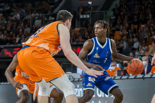 针对乌兹别 针对乌兹别