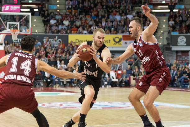 张之臻与国 张之臻与国