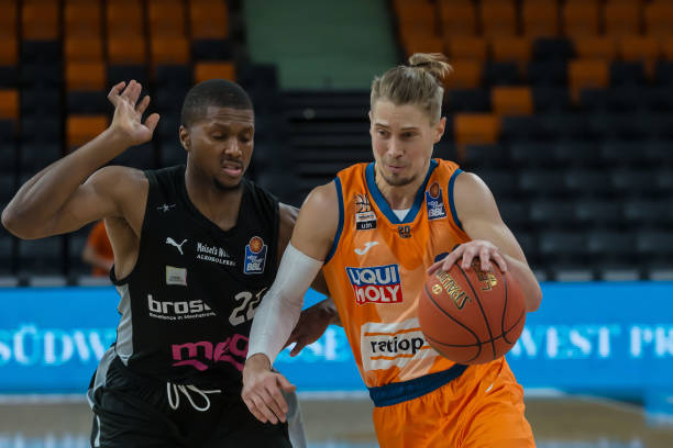 比利时提供 比利时提供