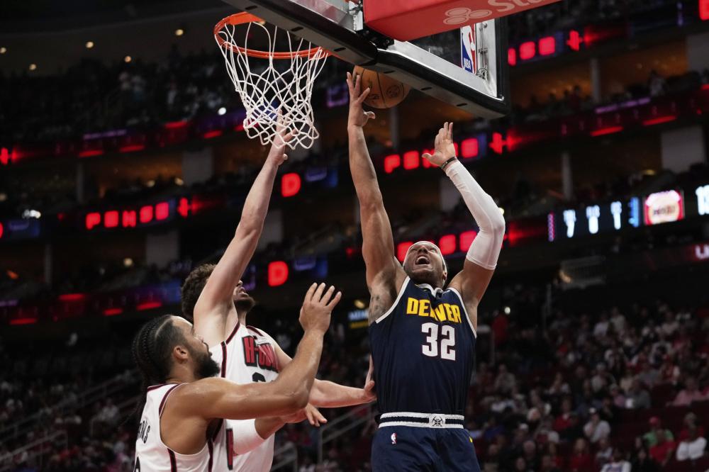 且时常在比 且时常在比