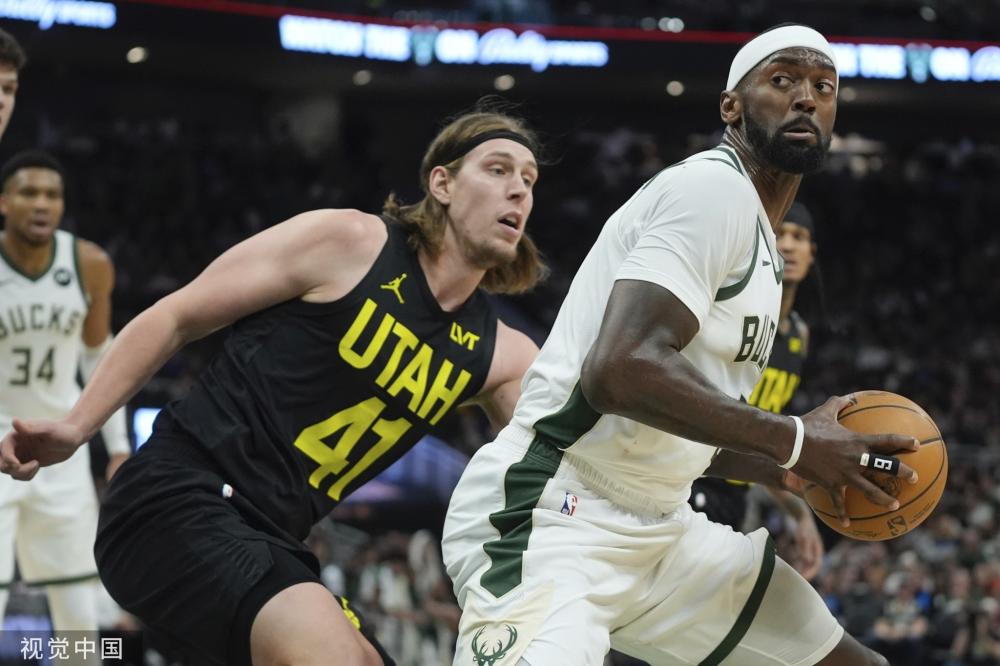 传球方面展 传球方面展